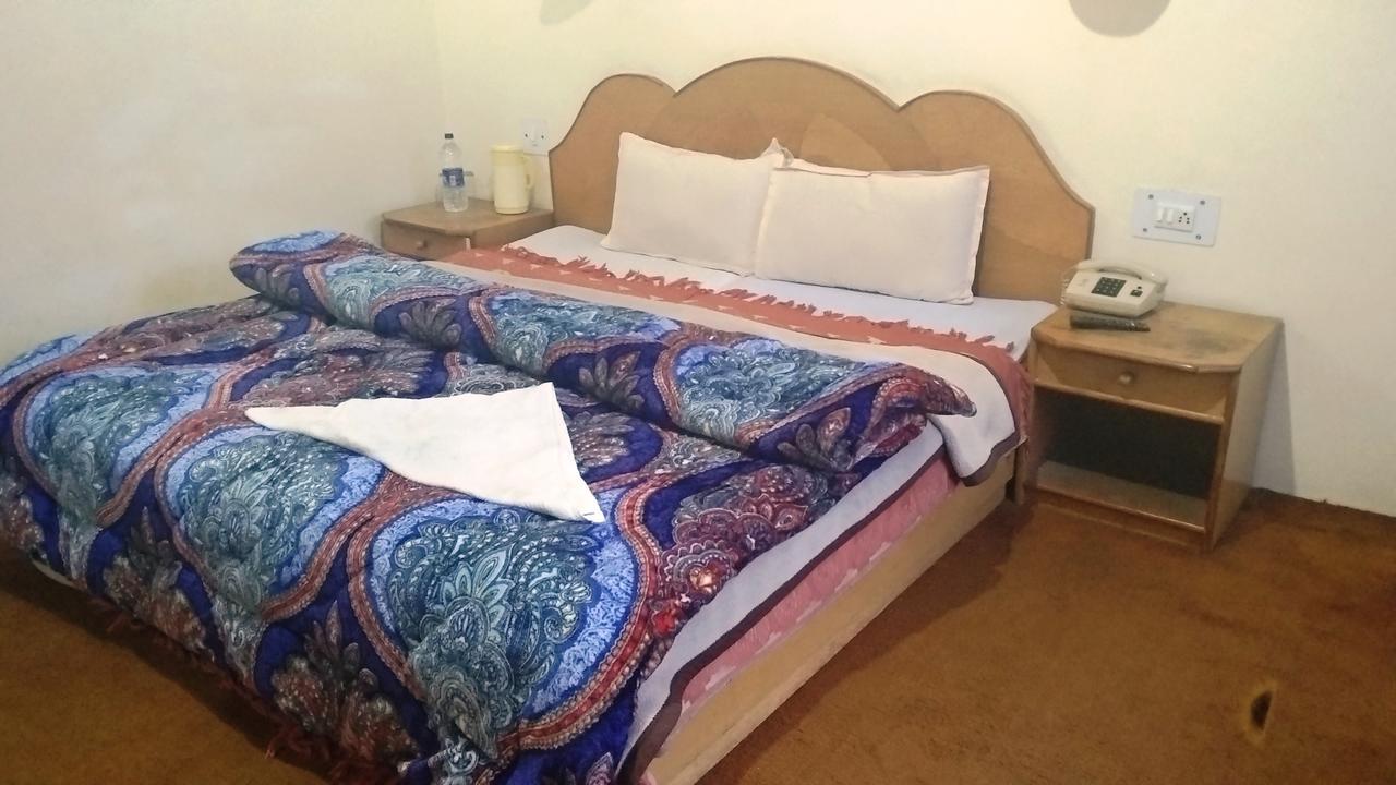 Hotel Arohi Vashist Eksteriør bilde