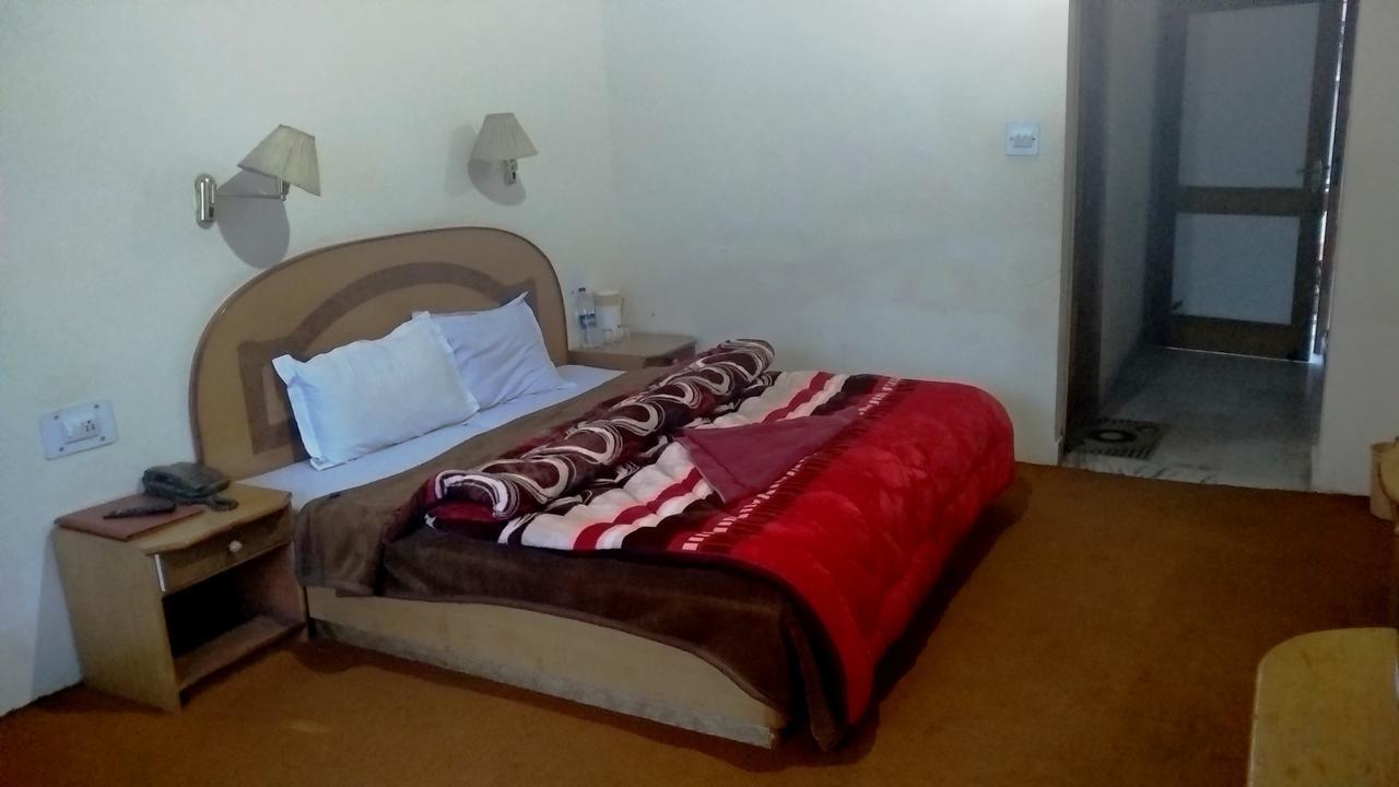 Hotel Arohi Vashist Eksteriør bilde